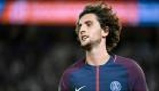 مدرب باريس سان جيرمان يلمح لاقتراب رابيو من الرحيل