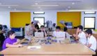 بالصور.. المخيم الصيفي لمركز الابتكار يختتم فعالياته بجامعة الإمارات