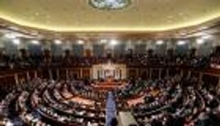 ثمار الحرب التجارية.. الكونجرس يخفض توقعاته للنمو الأمريكي