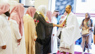 وصول 500 حاج فلسطيني من ضيوف خادم الحرمين الشريفين 