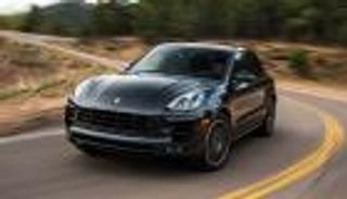 حظر سويسري لبعض موديلات بورش ومرسيدس بسبب الانبعاثات