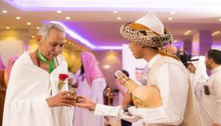 وصول ألف حاج من ذوي شهداء الجيش والشرطة المصرية إلى مكة المكرمة