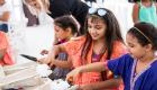 "شاطئ دبي آيس للسيدات" يوفر تجارب مثيرة لزواره في نسخته الثانية