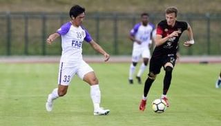 من مباريات العين في معسكره