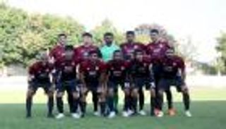 الوحدة يواجه شباب الأهلي استعدادا للسوبر الإماراتي