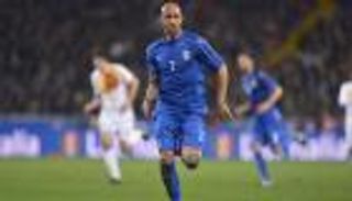 تورينو يعيد زازا للدوري الإيطالي