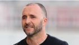 مدرب الجزائر يكشف عن أهدافه ويحذر اللاعبين 