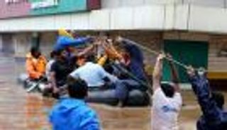 "خليفة الإنسانية" تطلق حملة إغاثة لمتضرري فيضانات كيرلا الهندية