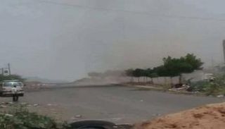 آثار قذائف مليشيا الحوثي التي تستهدف المدنيين 