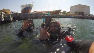 نزع المخلفات الحربية التي زرعتها الجماعات الإرهابية في درنة