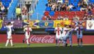 ويسكا يفتتح مشواره في الليجا بالفوز على إيبار