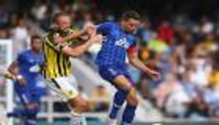 الهلال يحسم الكلاسيكو ويتوج بكأس السوبر السعودي