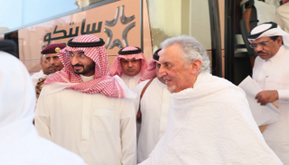 الأمير خالد الفيصل يصل إلى مشعر منى 