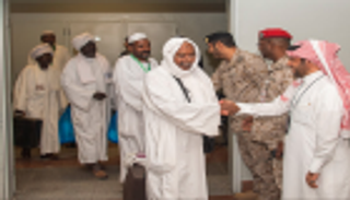 حجاج قوات دول التحالف يصلون جدة استعدادا لأداء مناسك الحج