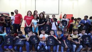 50 ألف حقيبة مدرسية من "دبي العطاء" للأطفال السوريين بالأردن