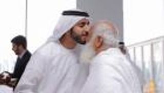 سفير الإمارات بالرياض يستقبل 260 من حجاج أسر شهداء الواجب