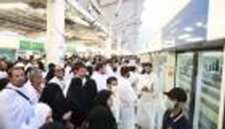 حجاج بيت الله الحرام يستقرون بمشعر مزدلفة