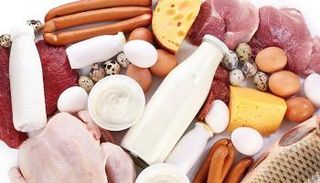 استبدال الأغذية النشوية باللحوم ومنتجات الألبان يزيد مخاطر الوفاة