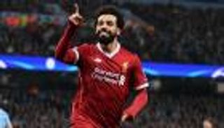 أوين يتوقع استمرار تألق محمد صلاح مع ليفربول 