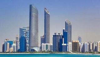 درجة الحرارة العظمى بأبوظبي 43