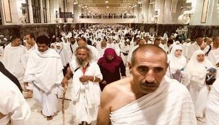 الهاتف المجاني لوزارة الشؤون الإسلامية يستقبل اتصالات مئات آلاف الحجاج