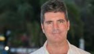 سايمون كاول يحصل على نجمة بممر المشاهير في هوليوود