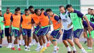 لاعبو اهلي جدة