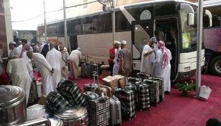 حجاج بيت الله الحرام يغادرون مكة المكرمة