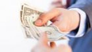 تركيا تفتح ذراعيها أمام "المال الأسود" بقانون