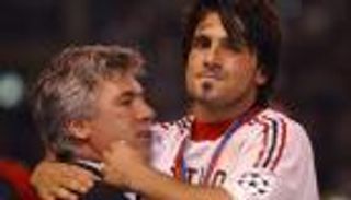 جاتوزو يكيل المديح لأنشيلوتي قبل صدام نابولي وميلان