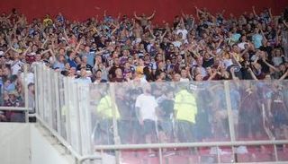 جماهير بيرنلي