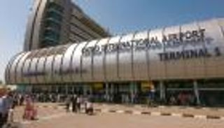 طوارئ في مطار القاهرة استعدادا لعودة الحجاج المصريين