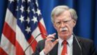 بولتون: سنساعد أوكرانيا في احتواء أي تدخل روسي في انتخاباتها