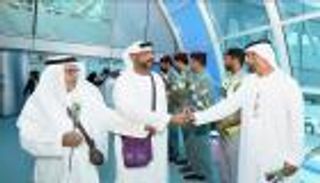 مطار الشارقة يستقبل أول وفود الحجاج العائدين من الأراضي المقدسة