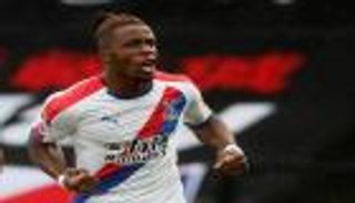 ويلفريد زاها يكتب التاريخ مع كريستال بالاس