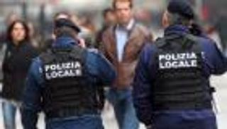 أب يناشد اللصوص إعادة كمبيوتر طفله المعاق 