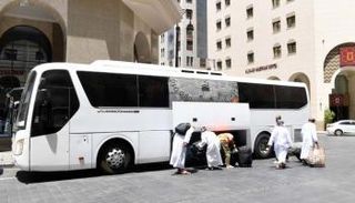 ضيوف الرحمن يتوافدون على المدينة المنورة بعد أداء فريضة الحج