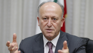 وزير العدل اللبناني السابق أشرف ريفي