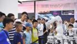 معرض "الصين الذكية" يرصد سيناريوهات تطبيق التكنولوجيا بمختلف القطاعات