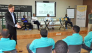 هيئة الرياضة تلزم الأندية السعودية بتعيين مدرب وطني في أجهزتها الفنية