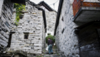 "كوريبو".. بلدة يقطنها 12 شخصا تتحدى الانقراض