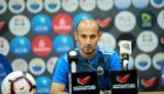 مدرب الشارقة يؤكد ثقته في لاعبيه