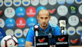 العنبري خلال المؤتمر الصحفي