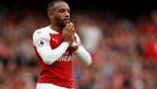 مهاجم أرسنال يطلب الرحيل
