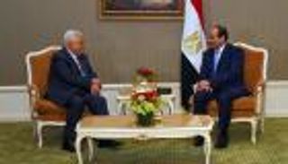 السيسي لعباس: حريصون على عودة السلطة الشرعية إلى غزة