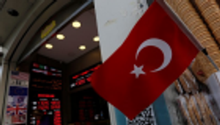 بنوك تركيا تدفع ثمن سياسات أردوغان الخاطئة