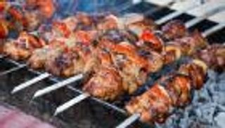 أمراض القلب والموت المبكر تطارد عشاق اللحوم المشوية