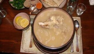  شوربة الكوارع