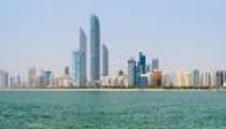 "أرصاد الإمارات": طقس السبت حار ومغبر