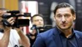 توتي يشيد بقوة ريال مدريد بعد قرعة دوري الأبطال
